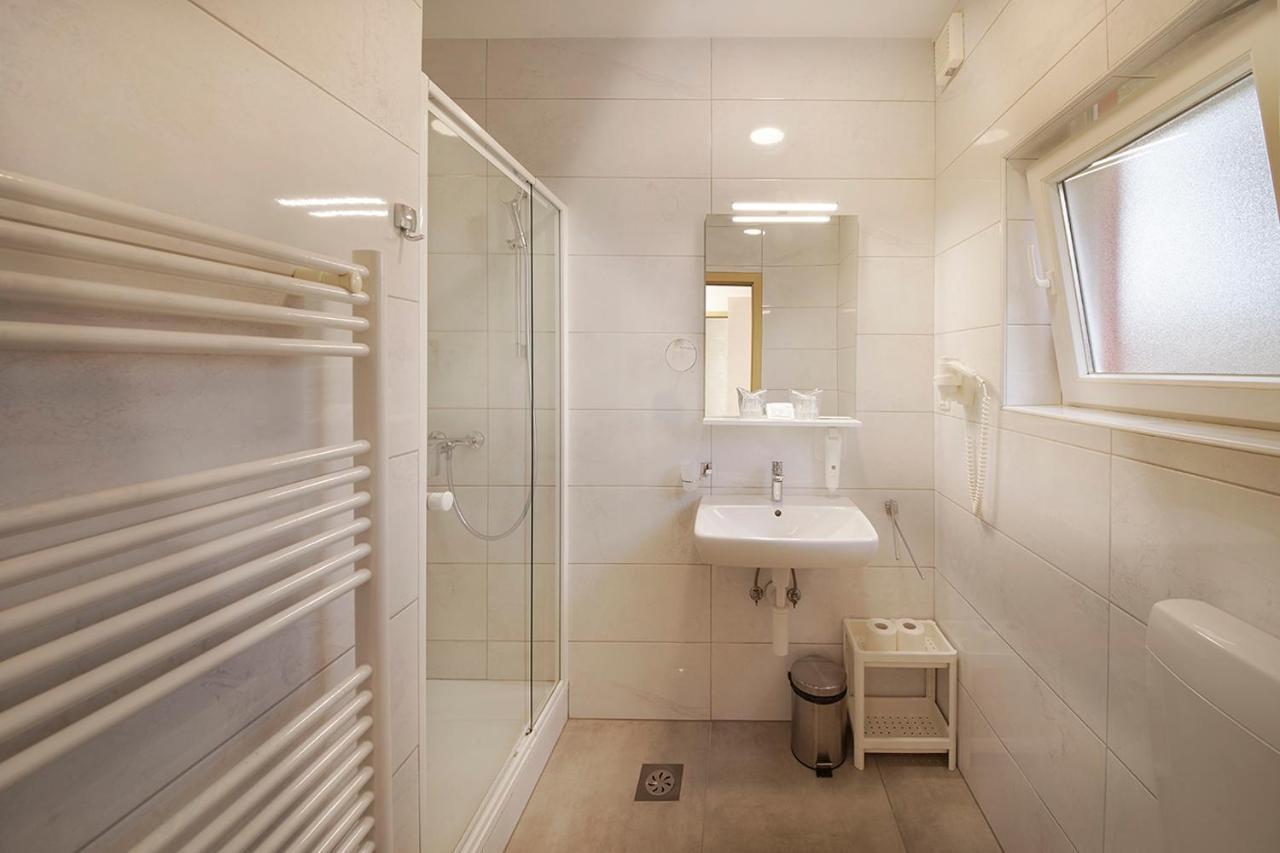Villas With Balcony Or Terrace - Hotel & Resort Adria Ankaran Buitenkant foto